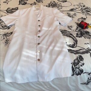 Clinique White Button-Up Jacket